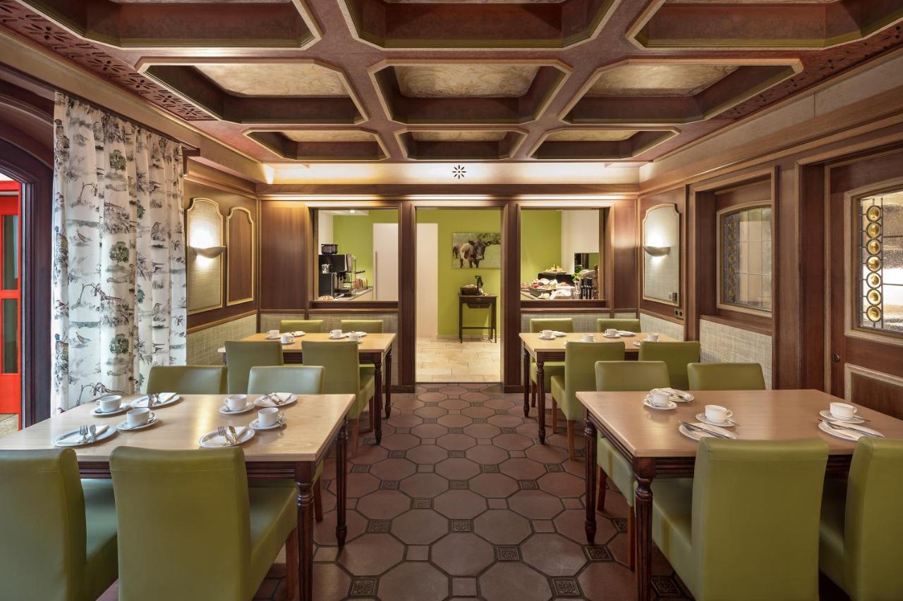 Wirtshaus & Hotel Goldener Greif Edelsfeld 외부 사진