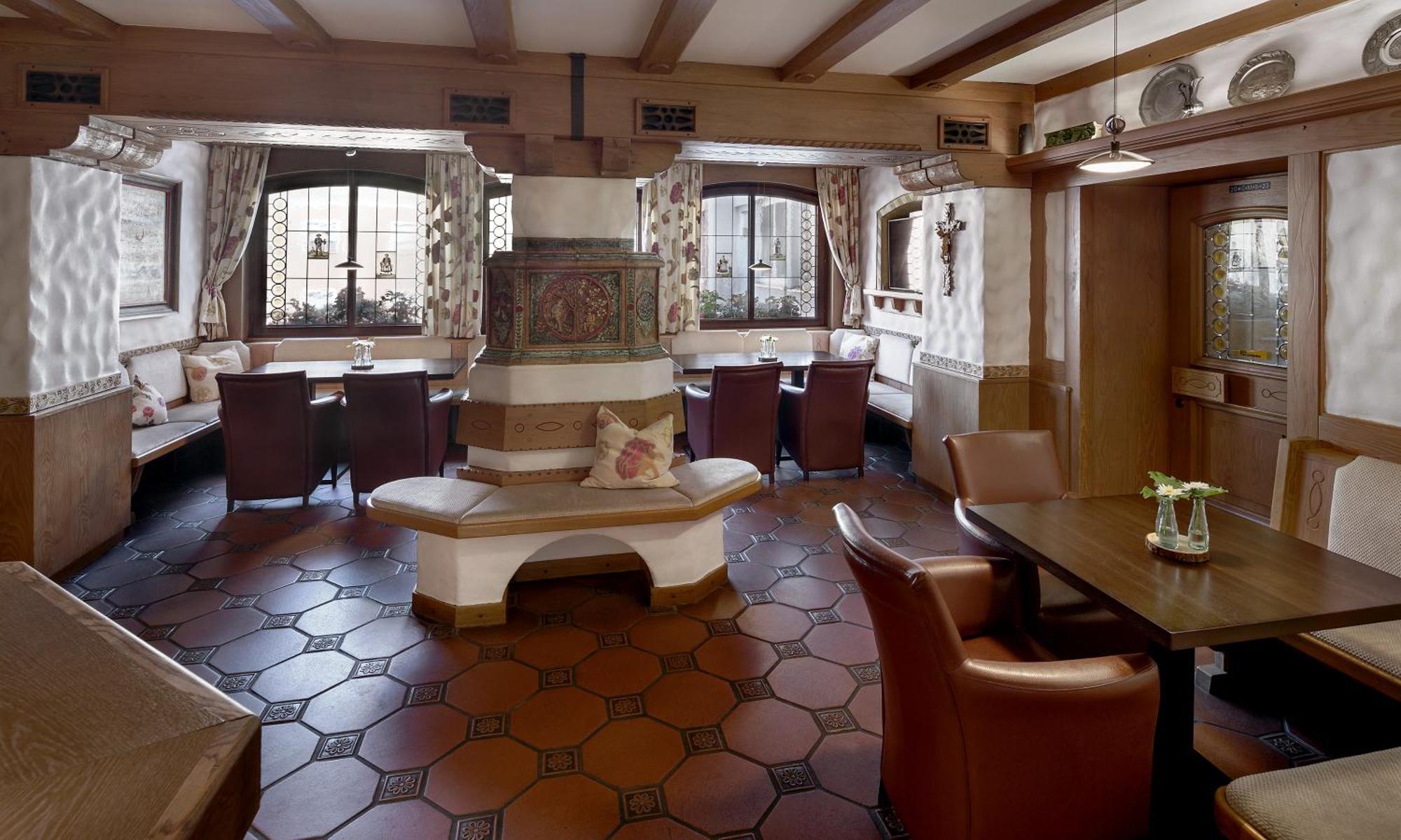 Wirtshaus & Hotel Goldener Greif Edelsfeld 외부 사진