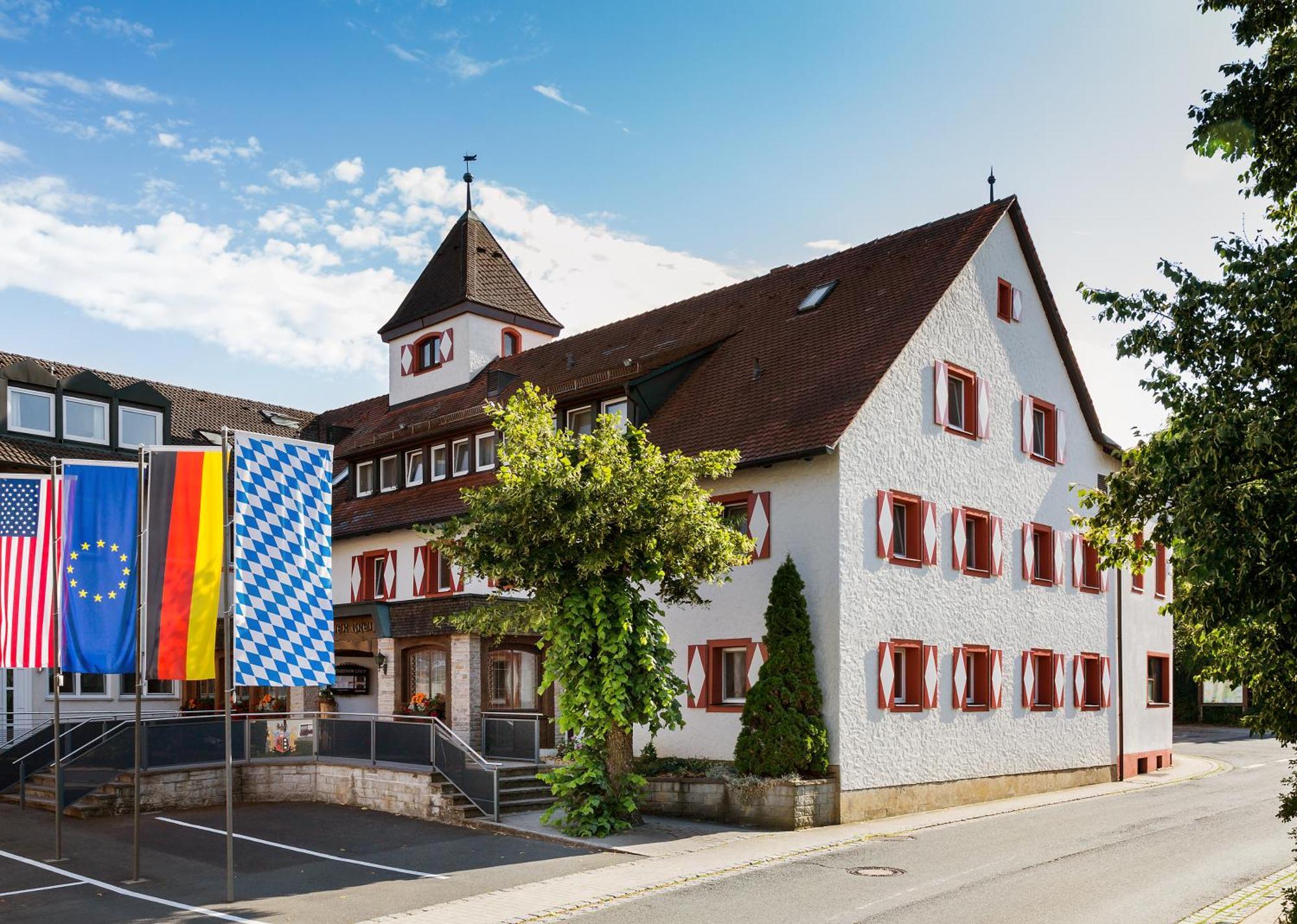 Wirtshaus & Hotel Goldener Greif Edelsfeld 외부 사진