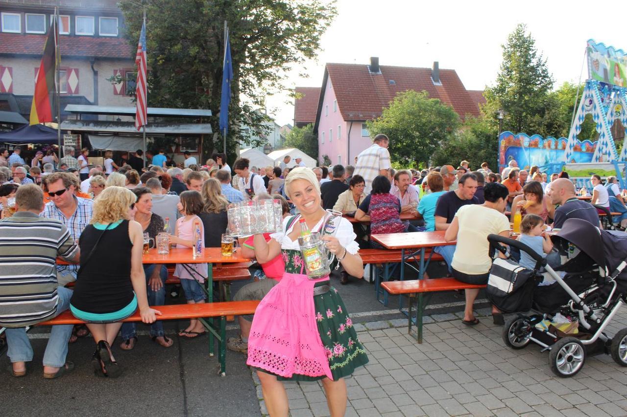 Wirtshaus & Hotel Goldener Greif Edelsfeld 외부 사진